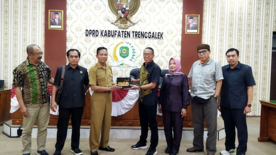 DPRD Kota Malang Kunjungi DPRD Trenggalek Sharing Kinerja Anggota Dewan