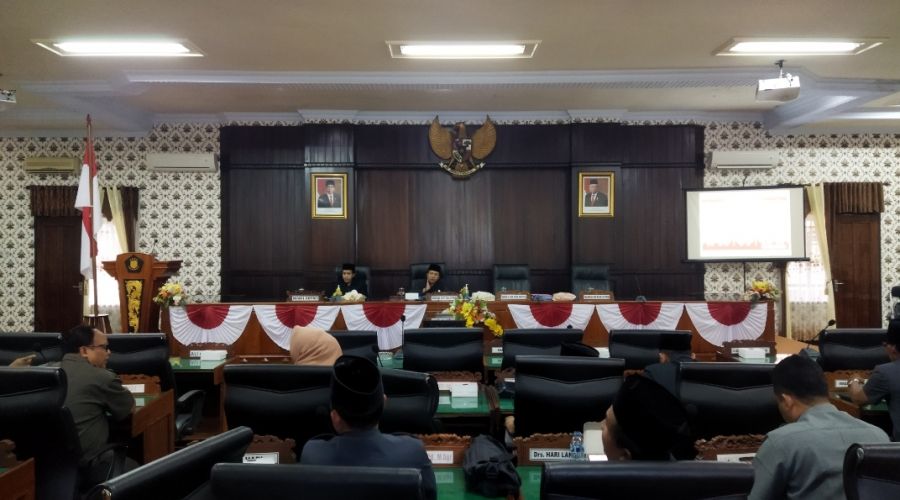 Paripurna, Ranperda Pengelolaan Peraturan Keuangan Daerah Resmi di Sahkan