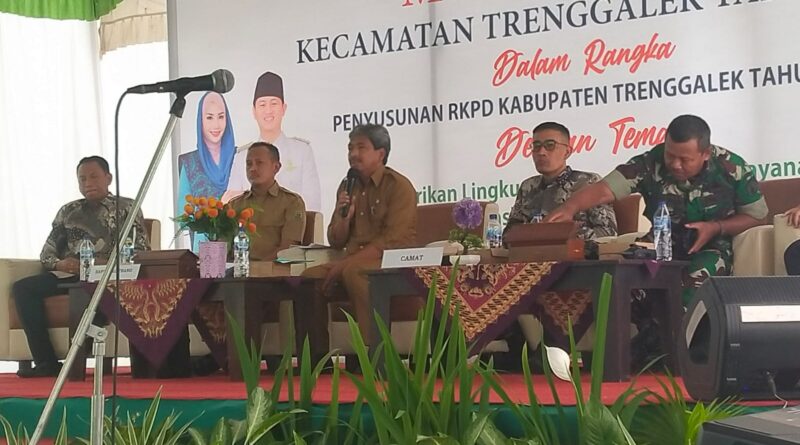 Sekda Trenggalek Temui Warga Kecamatan Trenggalek Bahas Masalah Banjir dan Normalisasi Sungai Temon